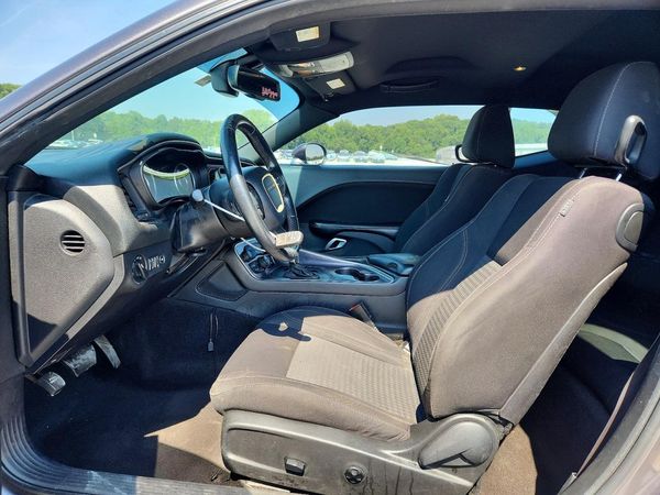 2015 DODGE CHALLENGER SXT