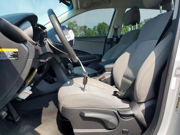 2016 HYUNDAI SANTA FE Base