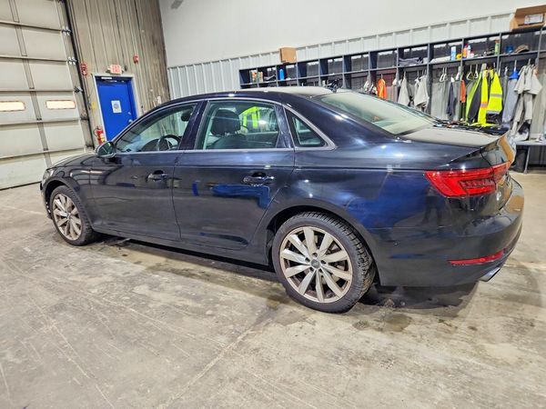 2017 AUDI A4 quattro Premium
