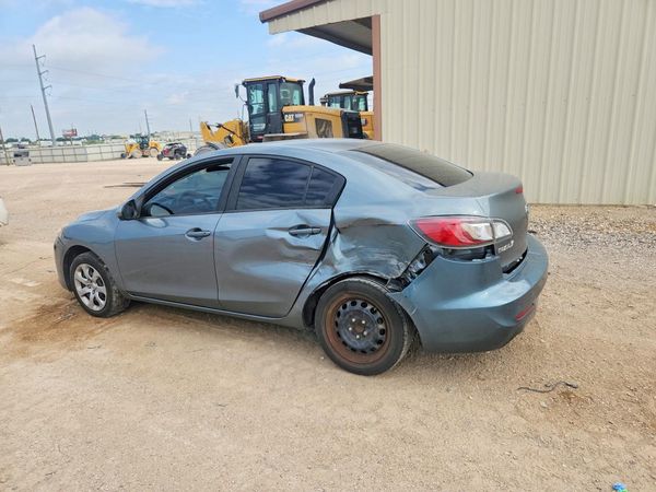 2013 MAZDA 3 Sport/GX