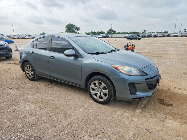 2013 MAZDA 3 Sport/GX