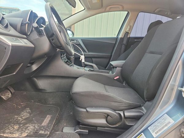 2013 MAZDA 3 Sport/GX