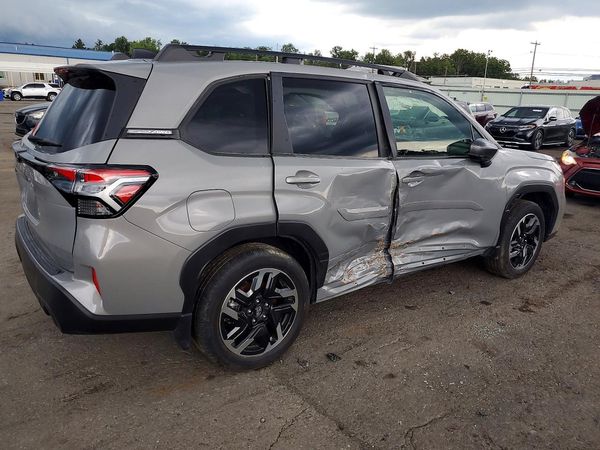 2025 SUBARU FORESTER Limited Base