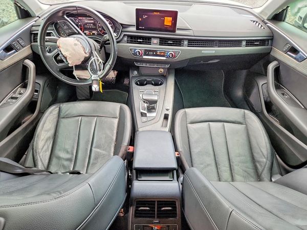2017 AUDI A4
