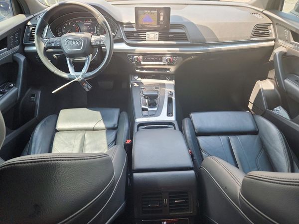 2020 AUDI Q5 quattro Premium