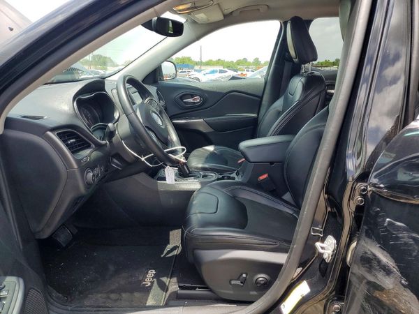 2019 JEEP CHEROKEE LATITUDE PLUS FWD
