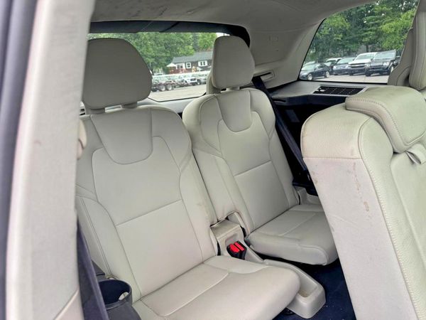 2016 VOLVO XC90