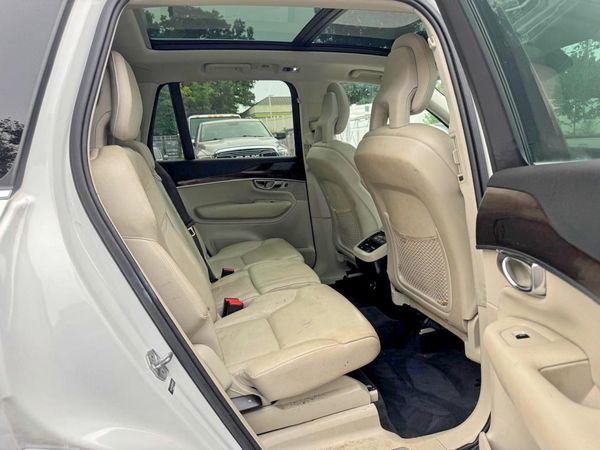 2016 VOLVO XC90
