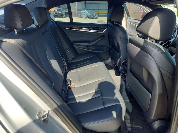 2018 BMW 530
