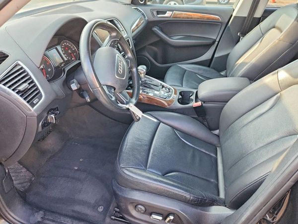 2016 AUDI Q5 quattro Premium Plus