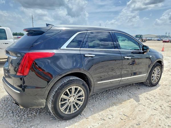 2018 CADILLAC XT5 Luxury
