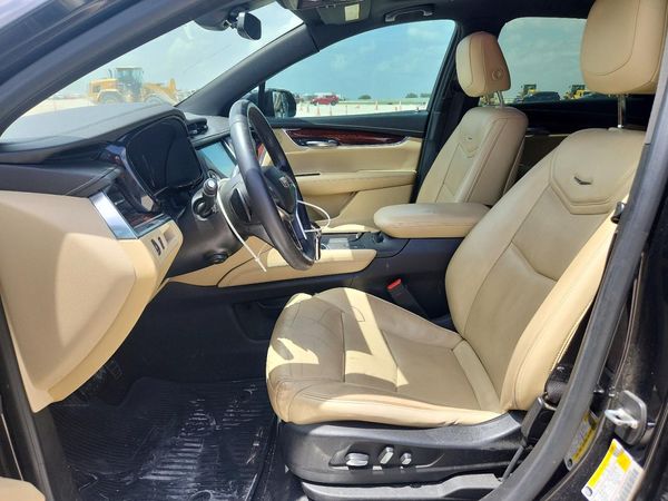 2018 CADILLAC XT5 Luxury