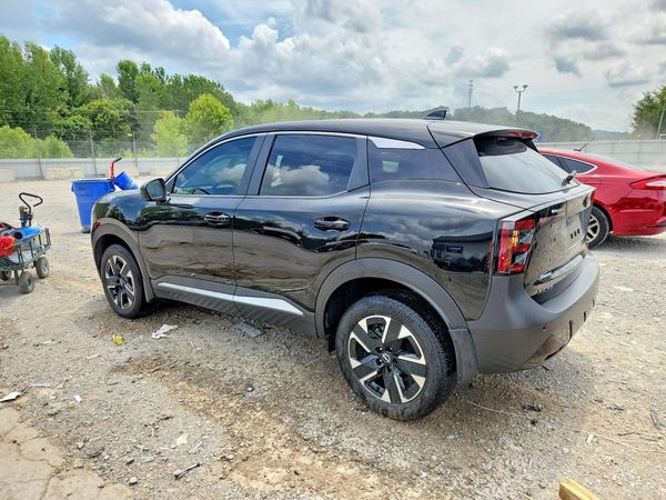 2025 NISSAN KICKS