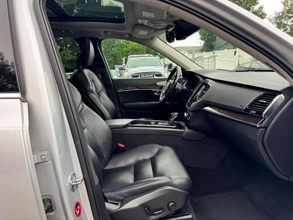2016 VOLVO XC90 SV42 Momentum