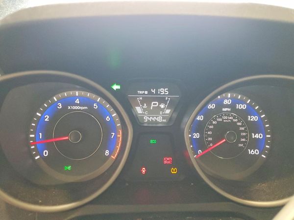 2015 HYUNDAI ELANTRA