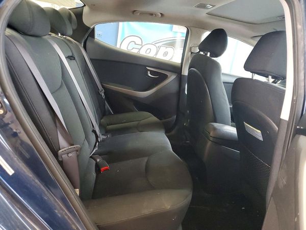2015 HYUNDAI ELANTRA