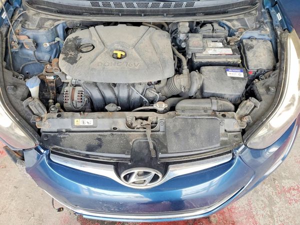2015 HYUNDAI ELANTRA