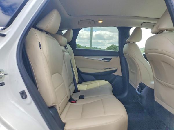 2021 INFINITI QX50 Essential