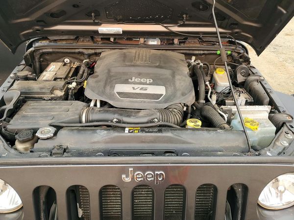 2017 JEEP WRANGLER UNLIMITED SPORT 4X4