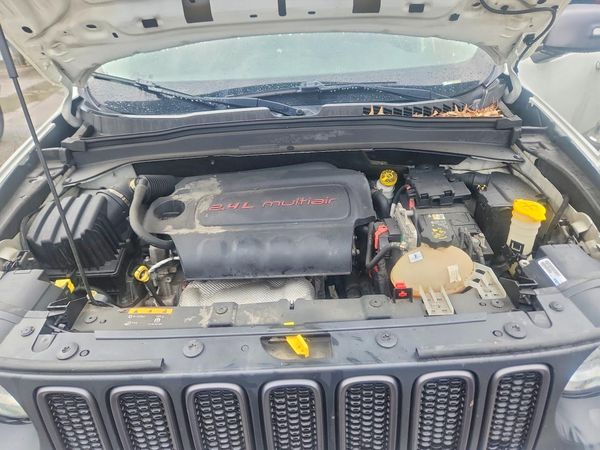 2015 JEEP RENEGADE TRAILHAWK 4X4