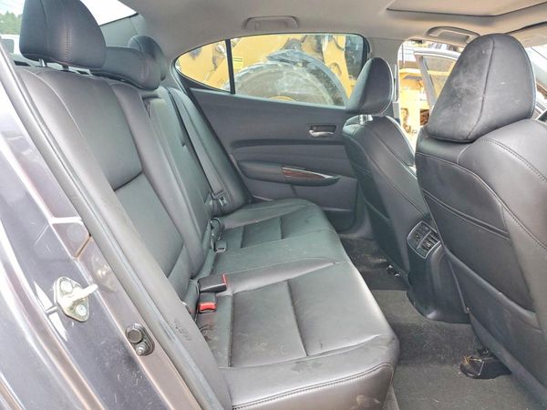 2017 ACURA TLX Base
