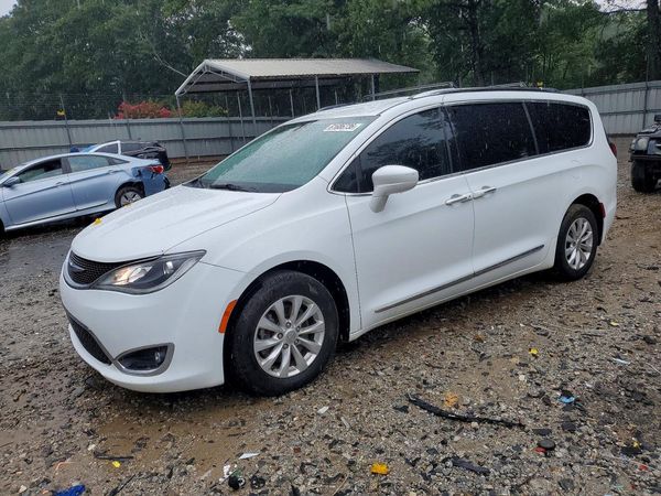 2019 CHRYSLER PACIFICA