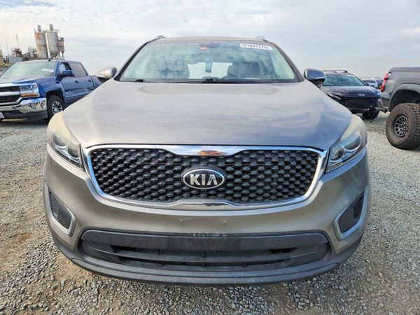 2016 KIA SORENTO L / LX