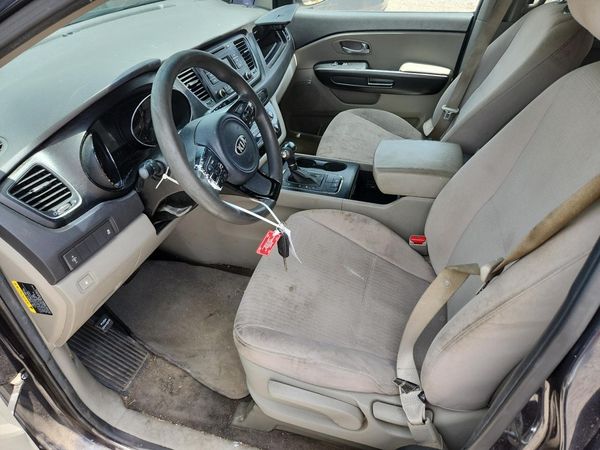 2016 KIA SEDONA L - Low level