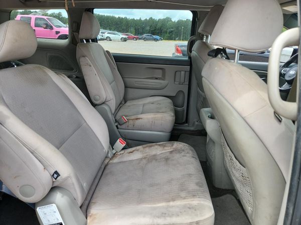 2016 KIA SEDONA L - Low level