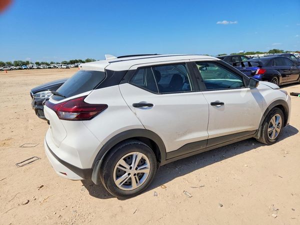 2023 NISSAN KICKS