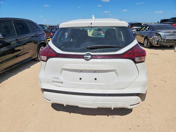 2023 NISSAN KICKS