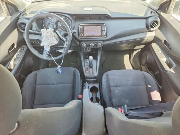 2023 NISSAN KICKS
