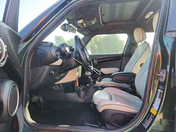 2015 MINI COOPER