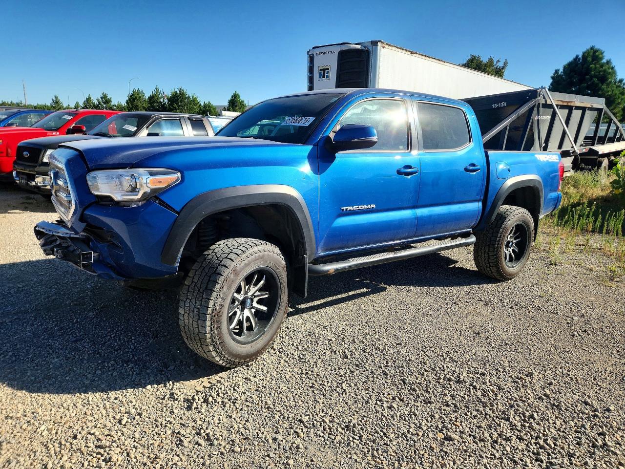2017 TOYOTA TACOMA