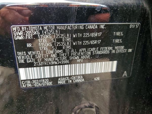 2017 TOYOTA RAV4 LE