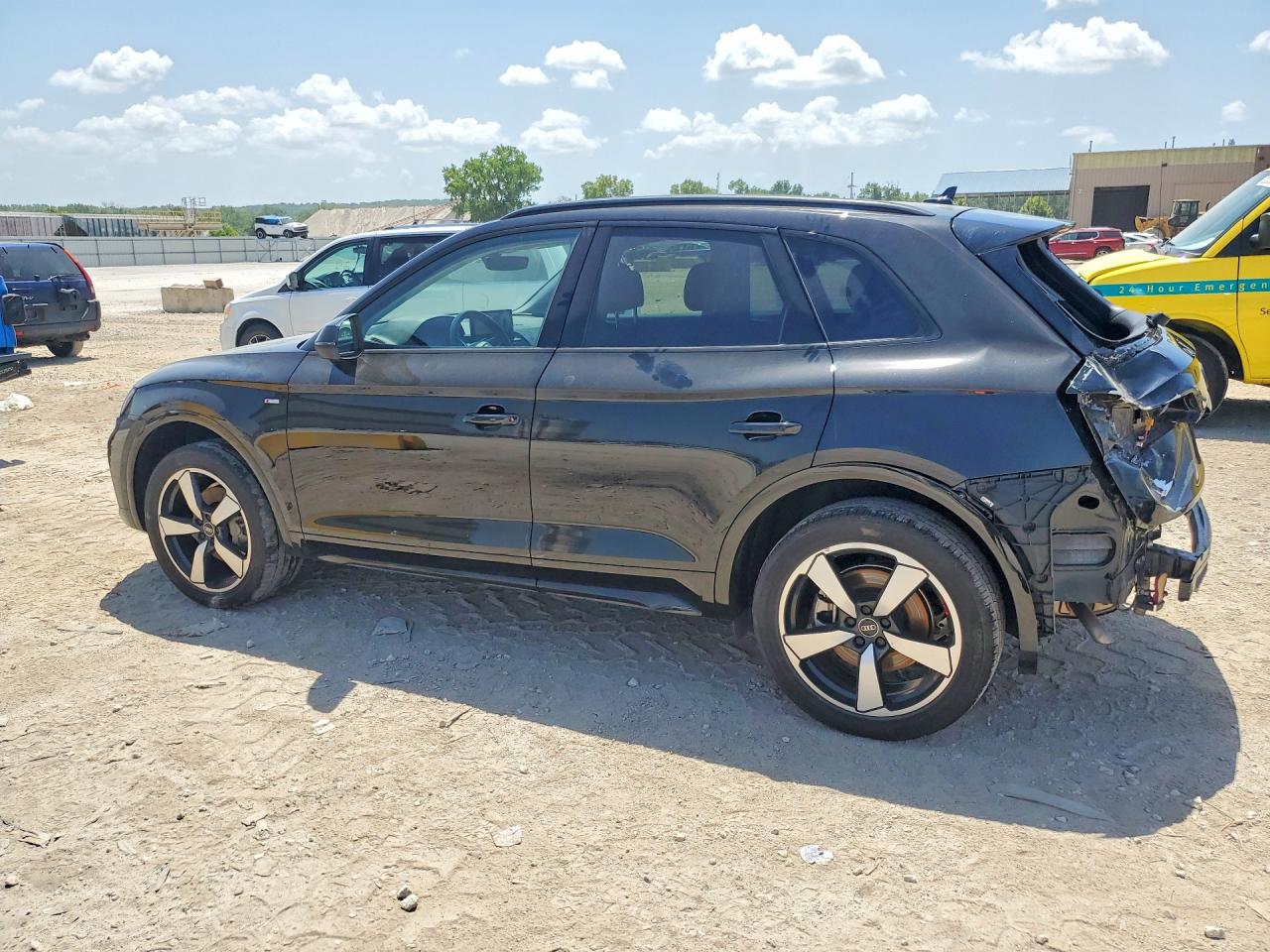 2023 AUDI Q5