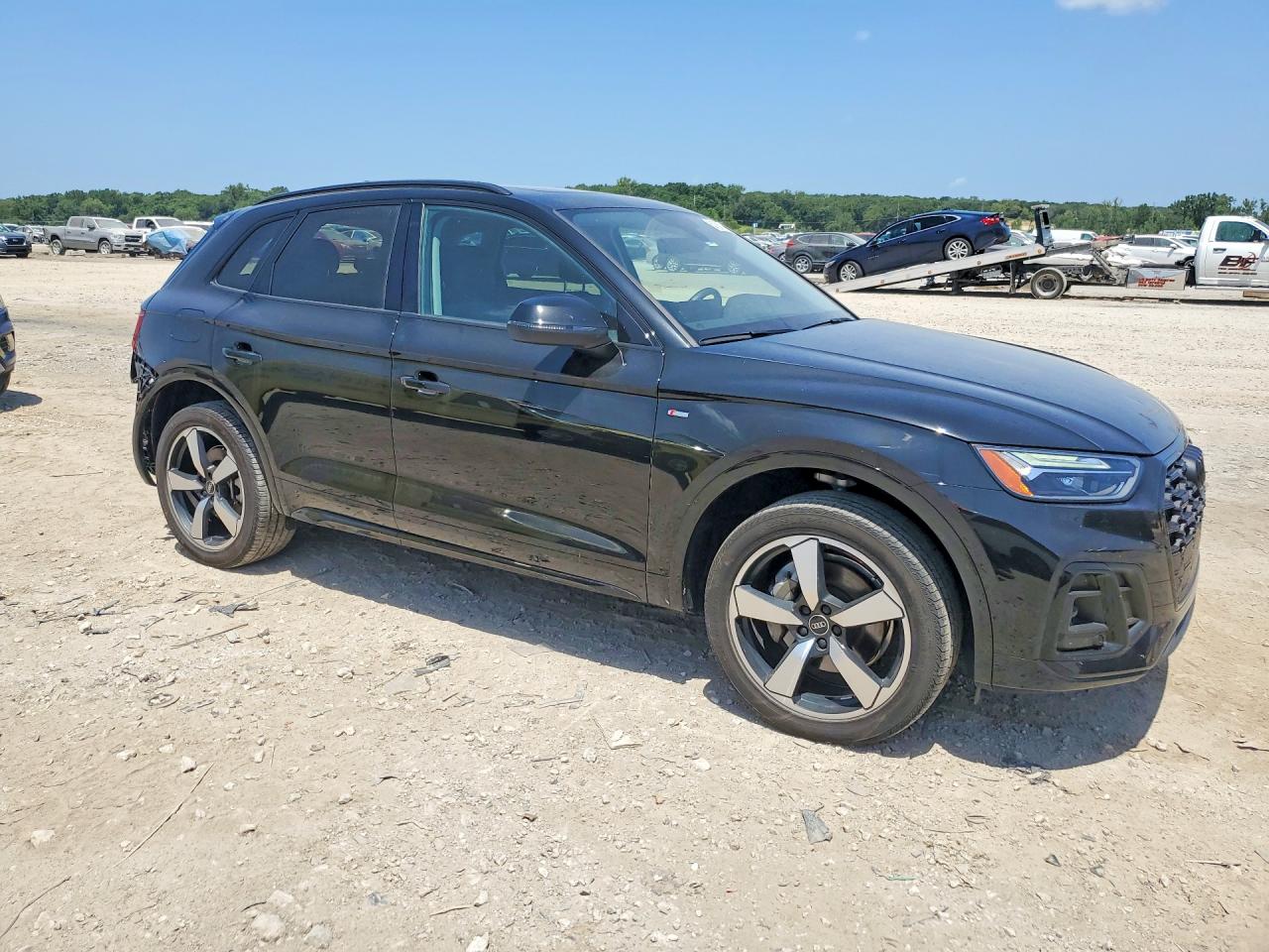 2023 AUDI Q5