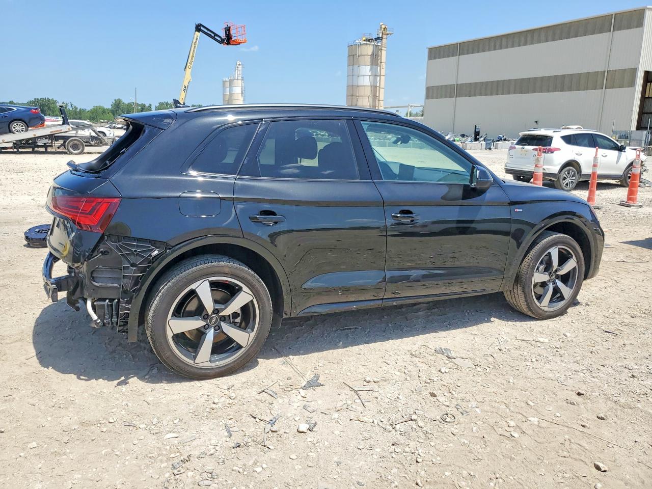 2023 AUDI Q5