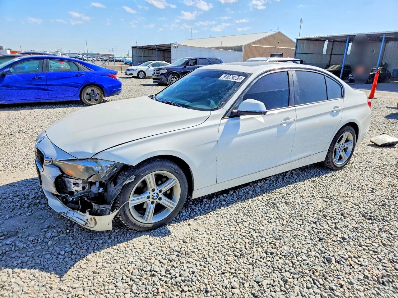 2015 BMW 320