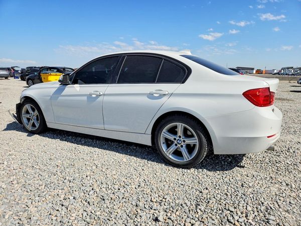 2015 BMW 320
