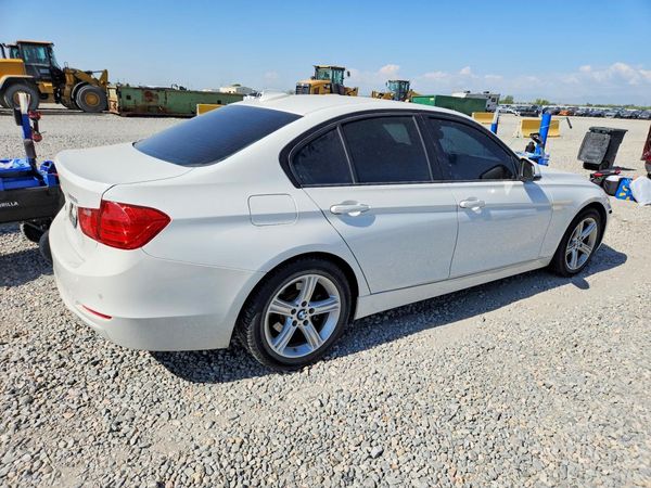 2015 BMW 320