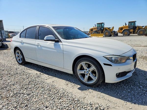 2015 BMW 320