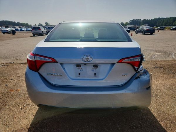 2015 TOYOTA COROLLA