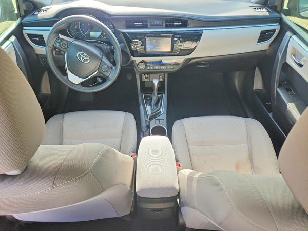 2015 TOYOTA COROLLA