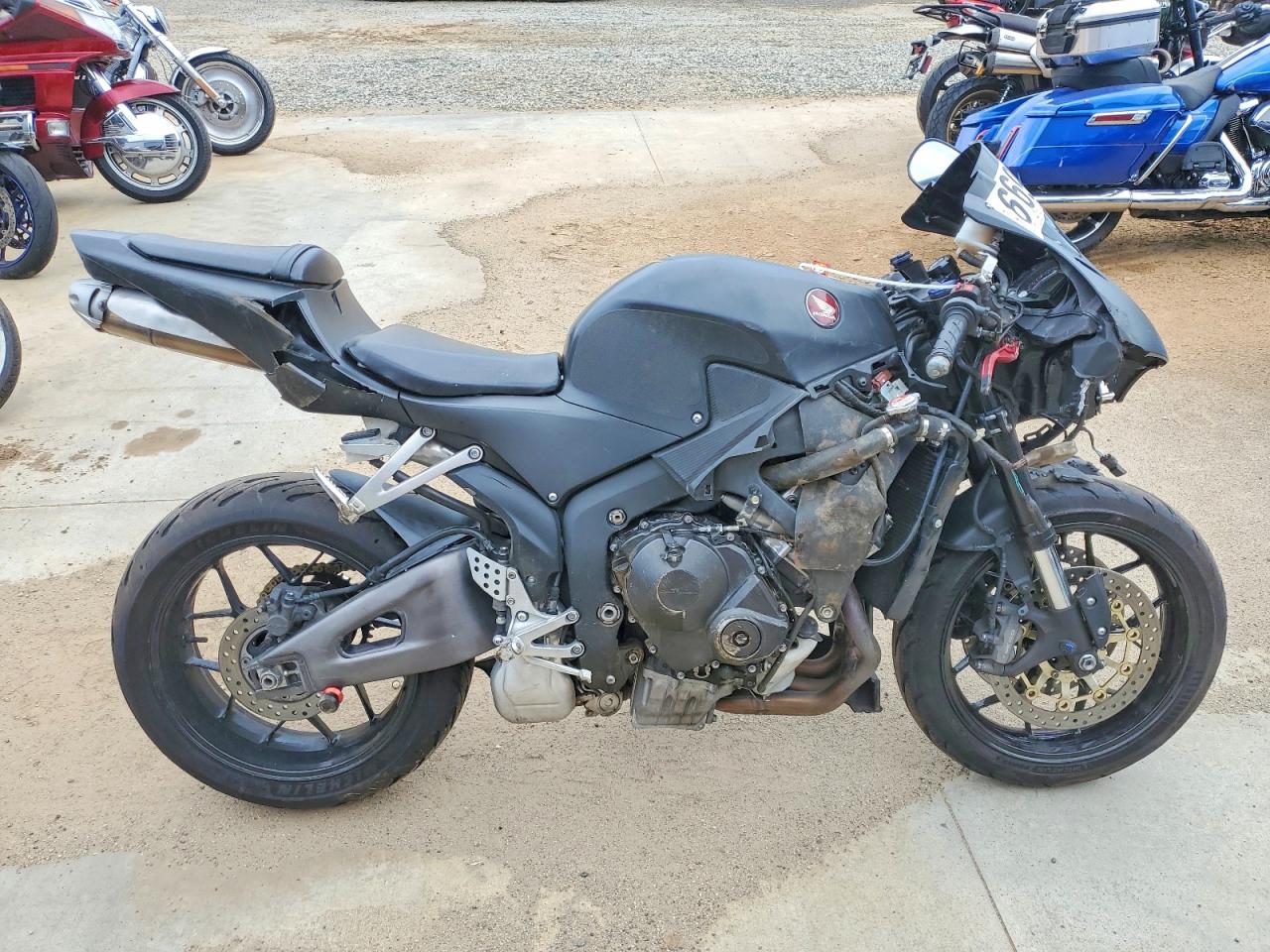 2019 HONDA CBR CYCLE