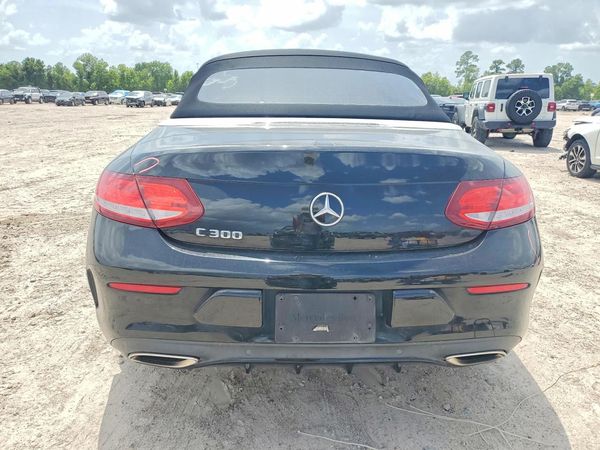 2018 MERCEDES-BENZ C C300