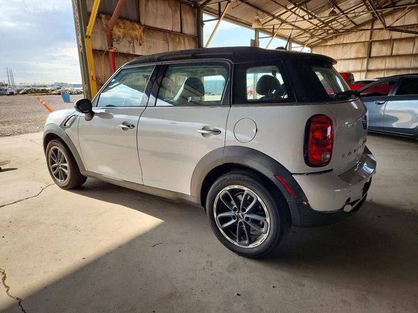 2016 MINI COOPER