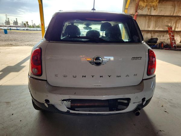 2016 MINI COOPER