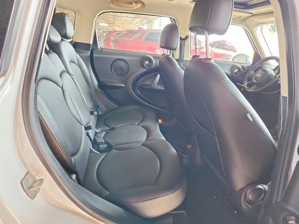 2016 MINI COOPER