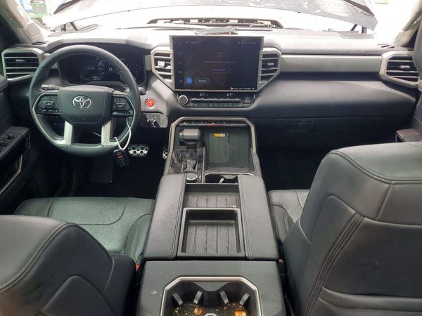 2022 TOYOTA TUNDRA Limited